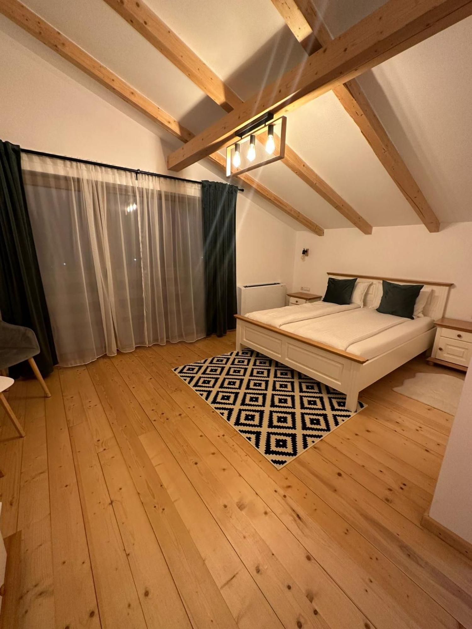 Casa Mara Viseu De Sus Hotel Kültér fotó